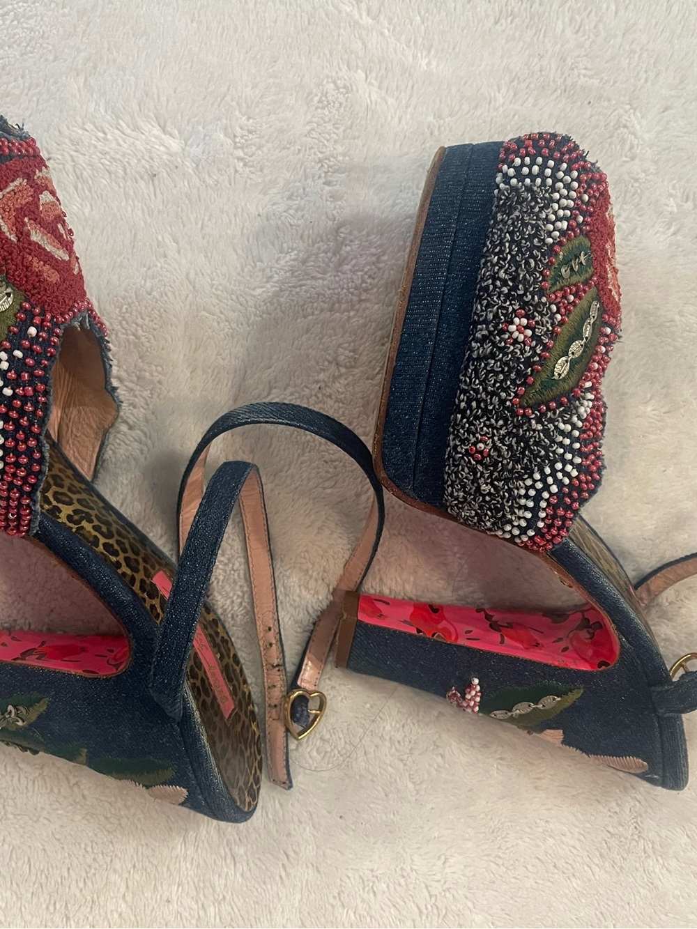 Vintage Betsey Johnson. Denim and beaded peep-toe platform. - Picture 3 of 9